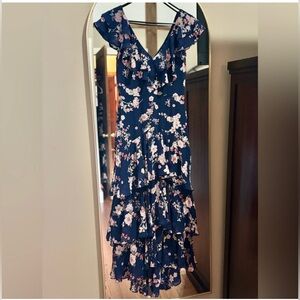 NWT XS WAYF navy Floral Ruffle Tiered Dress
